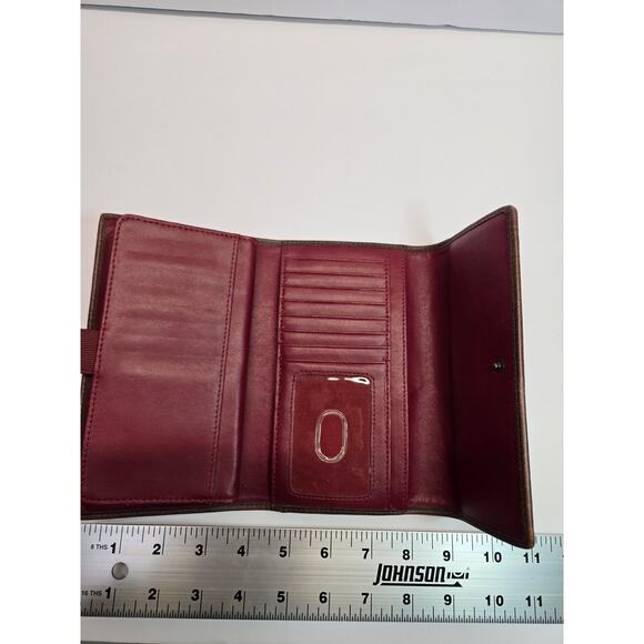 VTG Relic Brand Leather Tri Fold Checkbook Wallet Red Paisley Design- Y2K - Picture 6 of 7